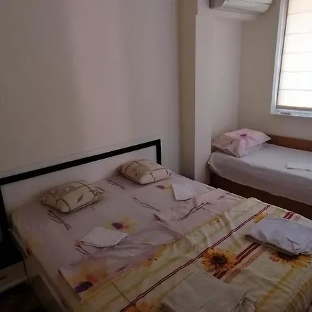 слънчев з почивка Apartment *